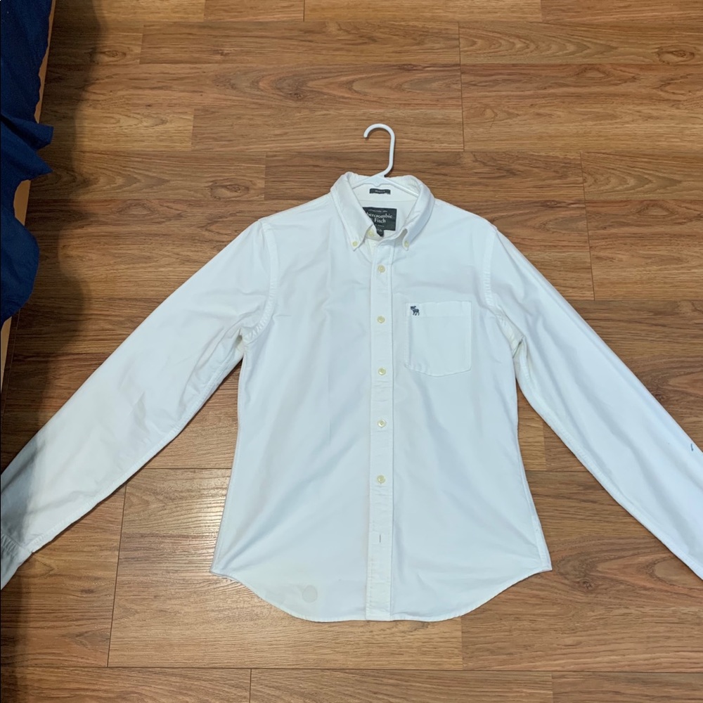 Men’s Solid White Button Down Dress Shirt